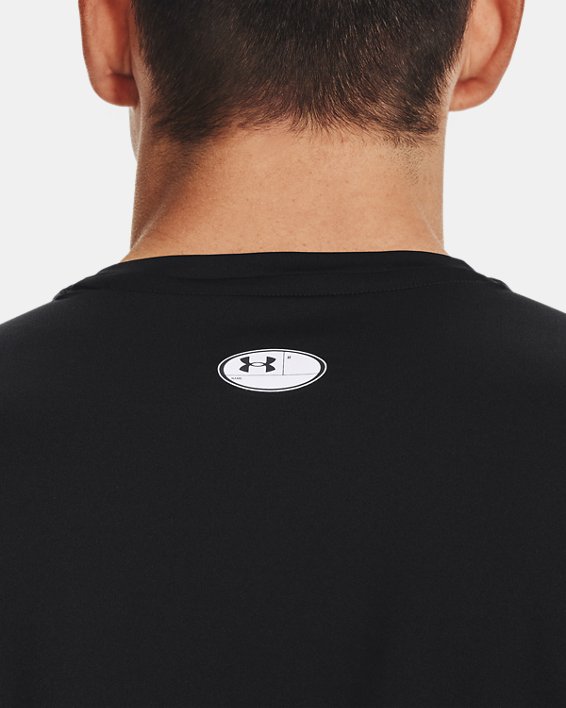 Men's HeatGear® Fitted Short Sleeve, Black, pdpMainDesktop image number 4
